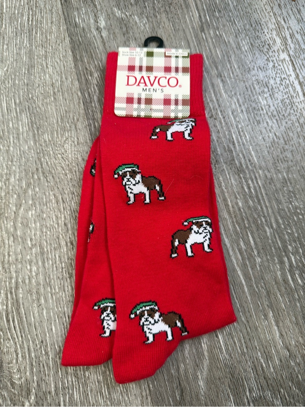 DAVCO Men's Red Bulldog Pattern Dress Socks